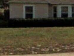 Pre-foreclosure in  COURTLAND BLVD Deltona, FL 32738