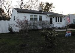 Pre-foreclosure Listing in LYNNE DR CLAYTON, NJ 08312