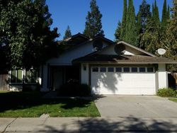Pre-foreclosure in  STONUM LN Manteca, CA 95337