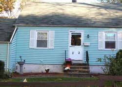 Pre-foreclosure Listing in WESTOVER AVE CALDWELL, NJ 07006