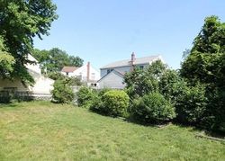 E Church St, Bergenfield NJ