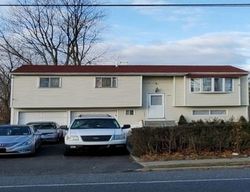 Pre-foreclosure in  BRENTWOOD RD Bay Shore, NY 11706