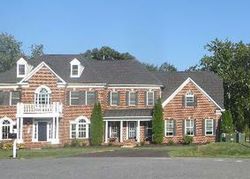  Devere Dr, Pasadena MD