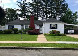Pre-foreclosure Listing in MARILYN AVE AMITYVILLE, NY 11701