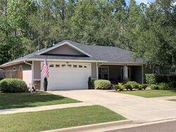 Pre-foreclosure in  NW 10TH RD Newberry, FL 32669