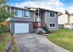 Pre-foreclosure in  E 54TH ST Tacoma, WA 98404