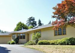 Pre-foreclosure in  POINTS DR NE Bellevue, WA 98004