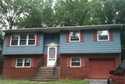 Pre-foreclosure Listing in MANNINGTON YORKETOWN RD WOODSTOWN, NJ 08098