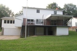 Pre-foreclosure in  SEDGEMOOR CT Florissant, MO 63033