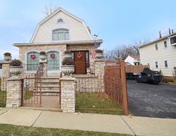 Pre-foreclosure in  SAINT STEPHENS PL Staten Island, NY 10306