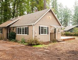 Pre-foreclosure in  OAKRIDGE RD Lake Oswego, OR 97035