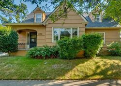 Pre-foreclosure in  NE SISKIYOU ST Portland, OR 97212