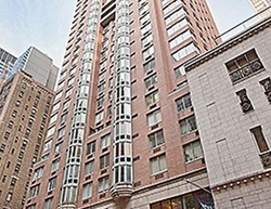 Pre-foreclosure in  E 48TH ST C New York, NY 10017