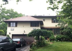 Pre-foreclosure Listing in SHARON LN WESTBURY, NY 11590