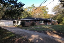 Pre-foreclosure in  DEMETROPOLIS RD Mobile, AL 36693