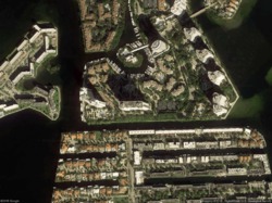 Pre-foreclosure in  ISLAND BLVD  North Miami Beach, FL 33160