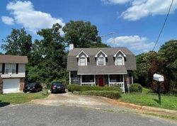 Pre-foreclosure in  GREENLAND CIR Birmingham, AL 35212