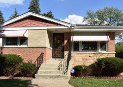 Pre-foreclosure Listing in CROMWELL AVE WESTCHESTER, IL 60154