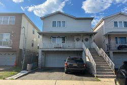 Pre-foreclosure in  NORWOOD TER Elizabeth, NJ 07202