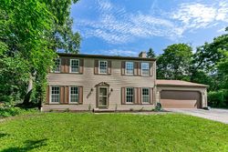 Pre-foreclosure in  BILTER RD Aurora, IL 60502