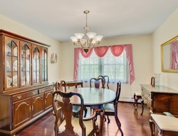 Pre-foreclosure in  WATSONTOWN RD Berlin, NJ 08009