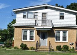 Pre-foreclosure Listing in N ARLINGTON AVE BERLIN, NJ 08009