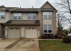 Pre-foreclosure in  LINCOLN LN Berlin, NJ 08009