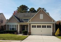 Pre-foreclosure in  COUNTRY CLUB DR Egg Harbor City, NJ 08215