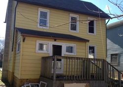 Pre-foreclosure Listing in PENN ST PENNS GROVE, NJ 08069