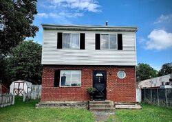 Pre-foreclosure in  HARBOR VIEW CT Beacon, NY 12508
