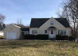  E Waterloo Rd, Akron OH