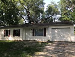 Pre-foreclosure Listing in WESTWOOD DR EAST SAINT LOUIS, IL 62206