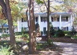 Pre-foreclosure Listing in SHORE RD MOUNT SINAI, NY 11766