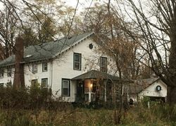 Pre-foreclosure in  W SENECA TPKE Syracuse, NY 13215