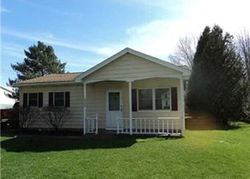 Pre-foreclosure Listing in BADGLEY RD EAST SYRACUSE, NY 13057