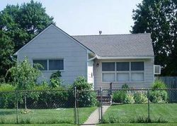 Pre-foreclosure Listing in POPLAR ST CENTRAL ISLIP, NY 11722