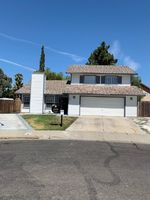 Pre-foreclosure in  OLIVEWOOD CT Los Banos, CA 93635