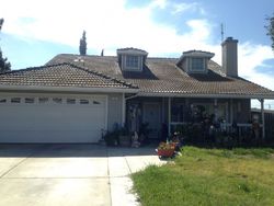 Pre-foreclosure Listing in ASHWOOD CT LOS BANOS, CA 93635