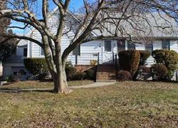 Pre-foreclosure in  WEST ST Colonia, NJ 07067