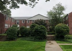 Pre-foreclosure Listing in GREEN ACRES DR APT 50 VERONA, NJ 07044