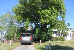 Pre-foreclosure in  WILTSHIRE DR Holiday, FL 34691