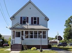 Pre-foreclosure Listing in WINSOR ST LUDLOW, MA 01056