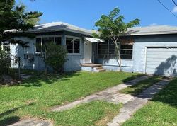 Pre-foreclosure in  144TH AVE Saint Petersburg, FL 33708