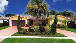 Pre-foreclosure in  CLEVELAND ST Hollywood, FL 33021