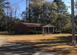 Pre-foreclosure Listing in WINTER ST MONCKS CORNER, SC 29461