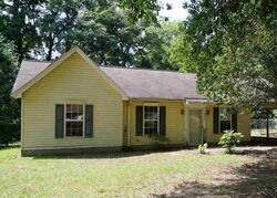 Pre-foreclosure in  DEERWOOD TRL Anderson, SC 29624