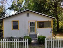 Pre-foreclosure in  NW 6TH AVE Newberry, FL 32669