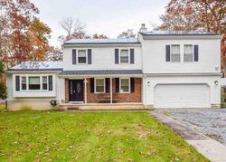 Pre-foreclosure in  E RIDGEWOOD AVE Absecon, NJ 08205