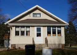 Pre-foreclosure Listing in E MADISON AVE CLEVELAND, WI 53015