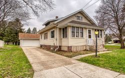 Pre-foreclosure in  E MADISON AVE Cleveland, WI 53015